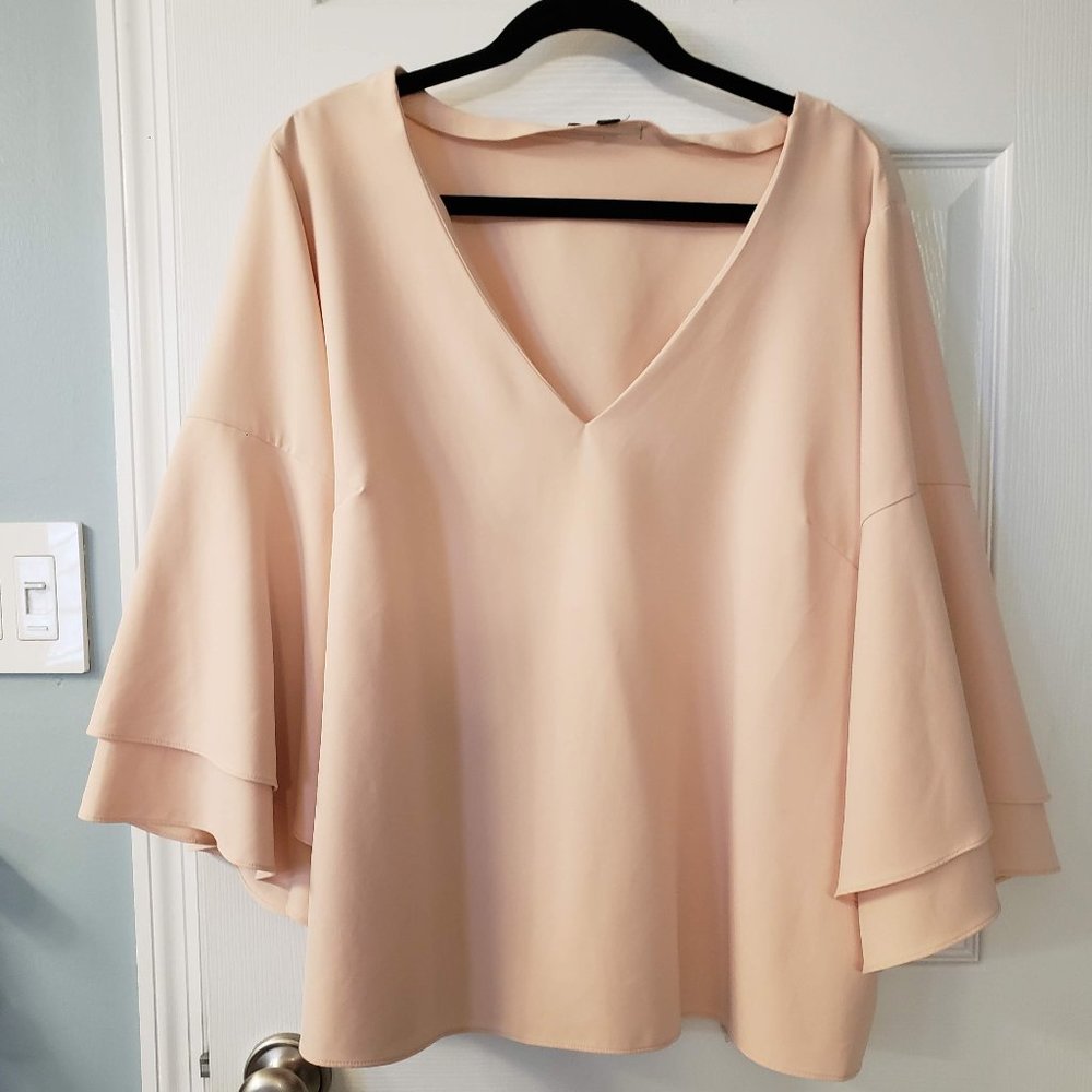 Lane Bryant,  Blush Ponte Knit V-neck flutter sleeve Blouse, Sz 18/20, EUC